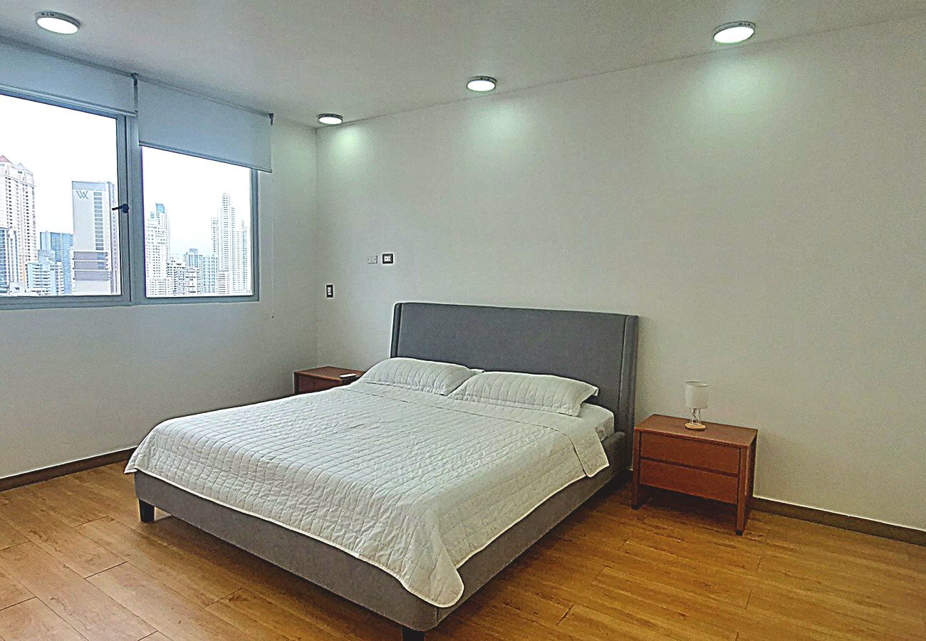 Apartment in Ciudad de Panamá - BREATHTAKING WITH BALCONY CITY VIEW APARTMENT